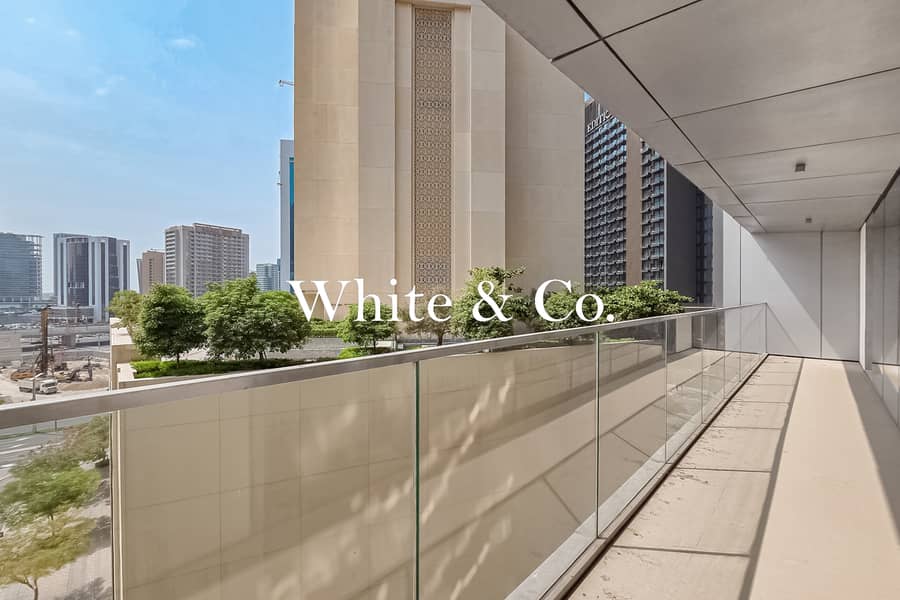 Modern | Strategic Opportunity |City View - Image 13