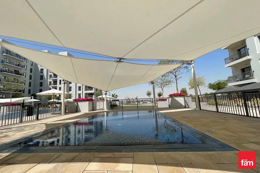 Premium Pool View | Vacant on Transfer | Spacious - Image 11