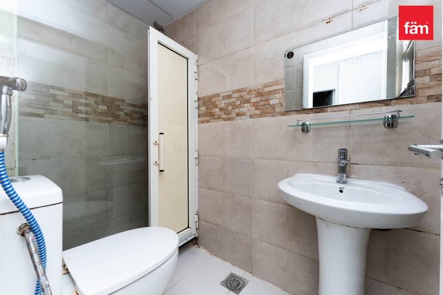 Vacant | 1BR converted to 2BR | Closed Kitchen - Image 14