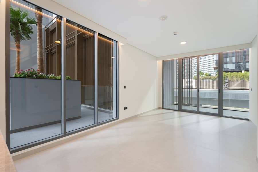 Spacious 2-Bedroom Unfurnished Apartment in the Heart of Business Bay - Image 8