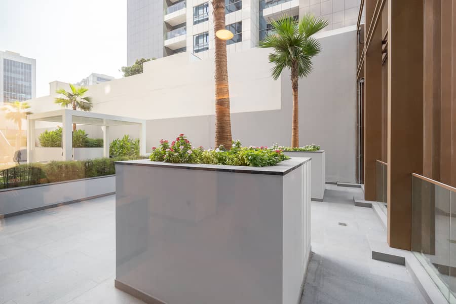 Spacious 2-Bedroom Unfurnished Apartment in the Heart of Business Bay - Image 17