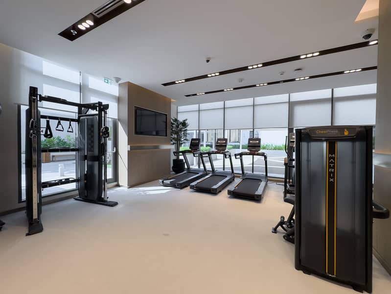 Spacious 2-Bedroom Unfurnished Apartment in the Heart of Business Bay - Image 36