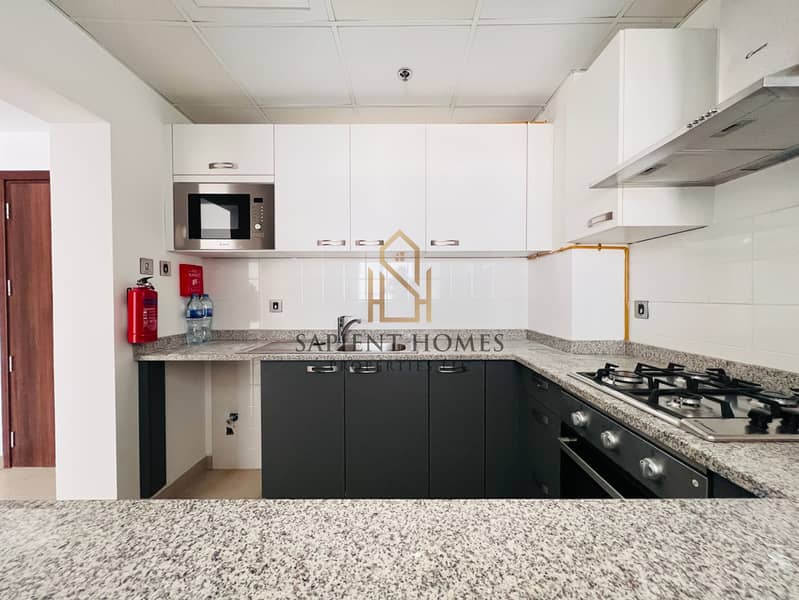 High Floor - Pets Allowed - Ready to Movein - Image 6