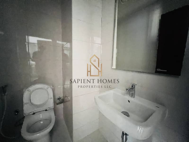 High Floor - Pets Allowed - Ready to Movein - Image 10