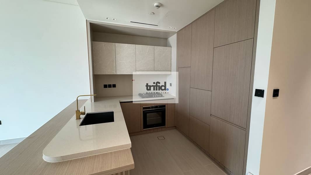 Spacious Master Bedroom | Large Kids/Study Room - Image 11