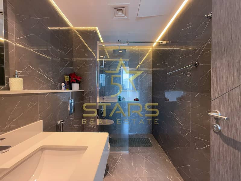 Fully Furnished | Pool View | Modern Furniture | Ready to Move - Image 10