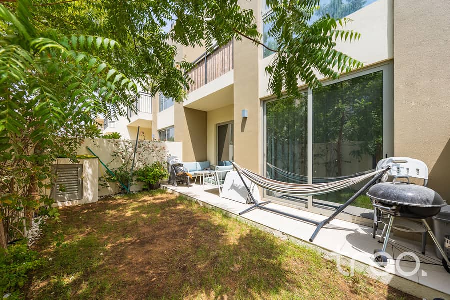 Light and Bright | Modern | Lush Garden - Image 16