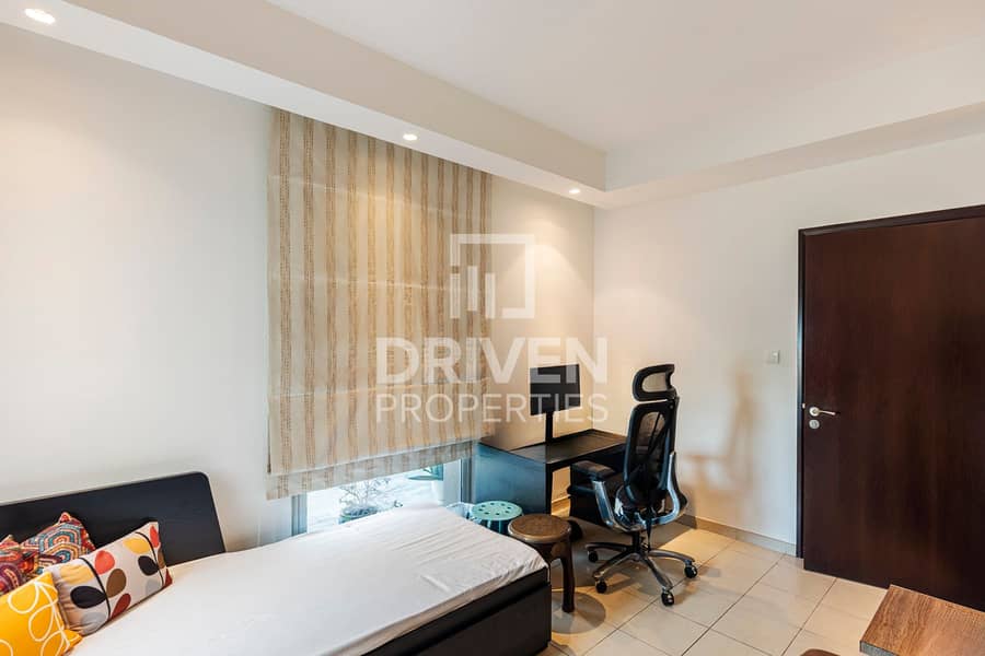 Huge Plot Villa | Potential High ROI | Exclusive - Image 6