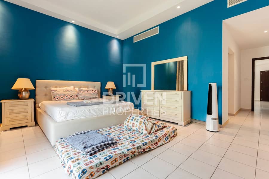 Huge Plot Villa | Potential High ROI | Exclusive - Image 8