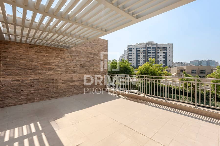 Huge Plot Villa | Potential High ROI | Exclusive - Image 23