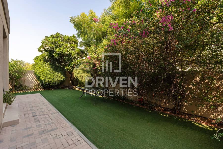 Huge Plot Villa | Potential High ROI | Exclusive - Image 25