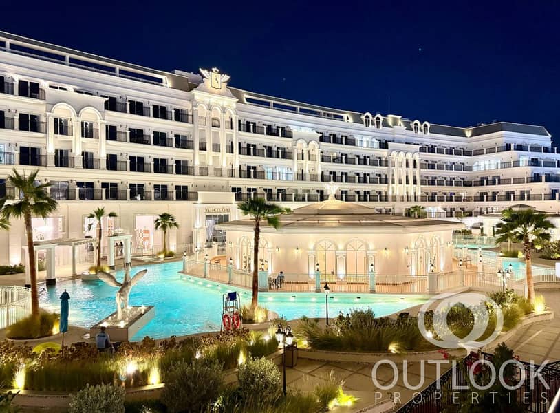 Fully Furnished | Luxurious | Flexible Cheques