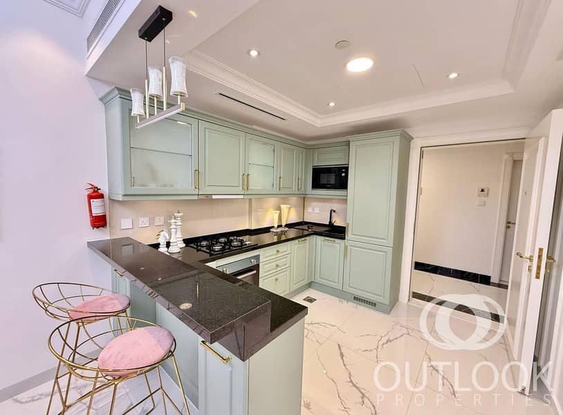 Fully Furnished | Luxurious | Flexible Cheques