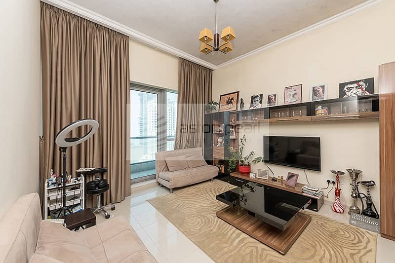 Fully Furnished 1BR