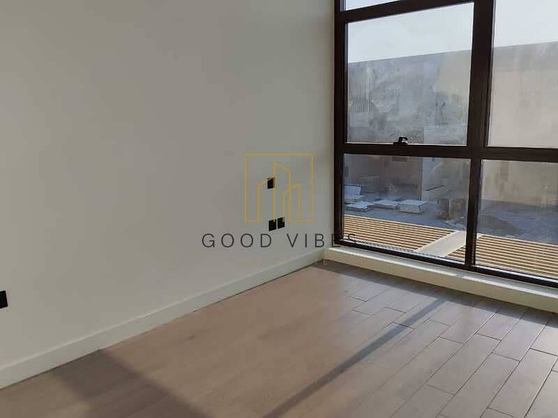 VACANT | SPACIOUS 3 BEDROOM ENSUITE + MAIDS - Image 6