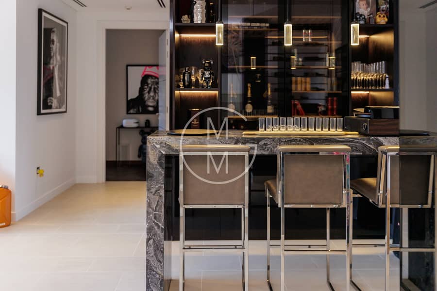 Exclusive | Rare Duplex | Upgraded | Furnished - Image 8