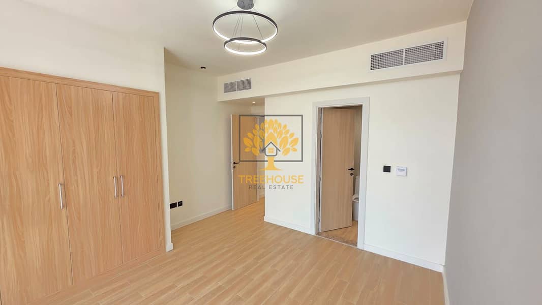 UPGRADED | BRAND NEW | MODERN LIVING