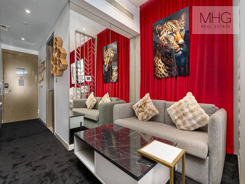 Designer Studio | Full Canal View | High Floor