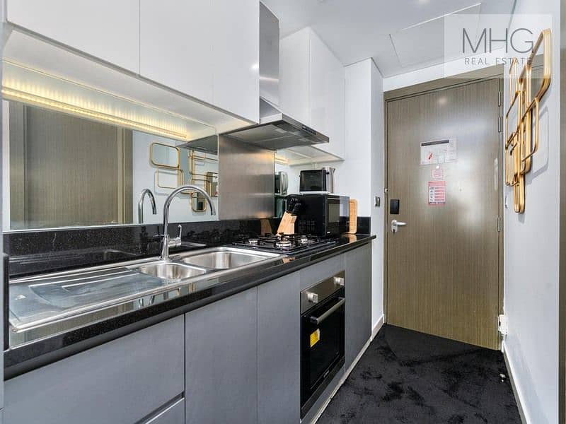 Designer Studio | Full Canal View | High Floor - Image 13