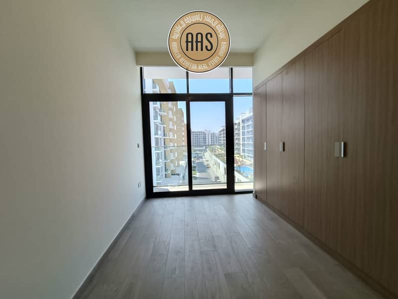 Spacious and luxurious Studio apartment with chiller-free only 52k ready to move - Image 6