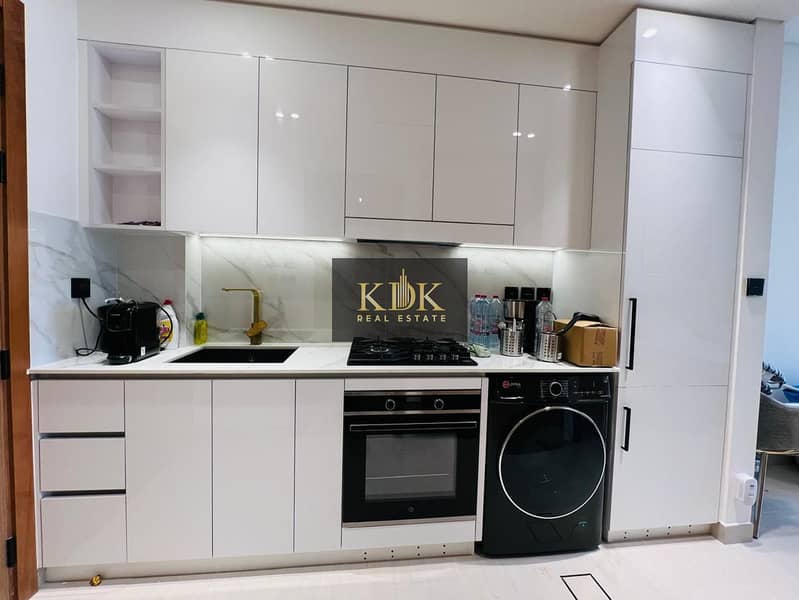 Unfurnished Studio| Brand New | Prime Location - Image 9