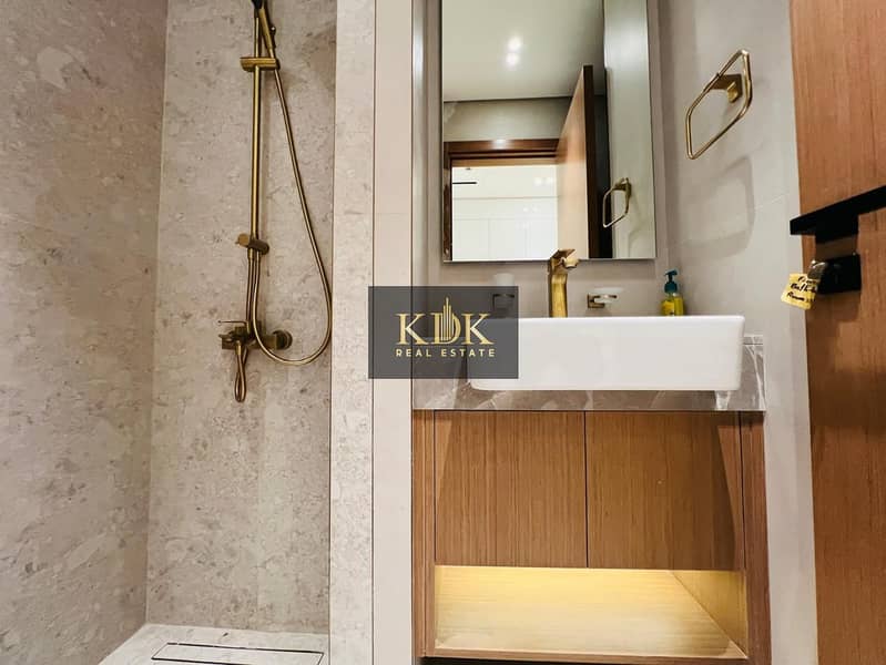 Unfurnished Studio| Brand New | Prime Location - Image 10