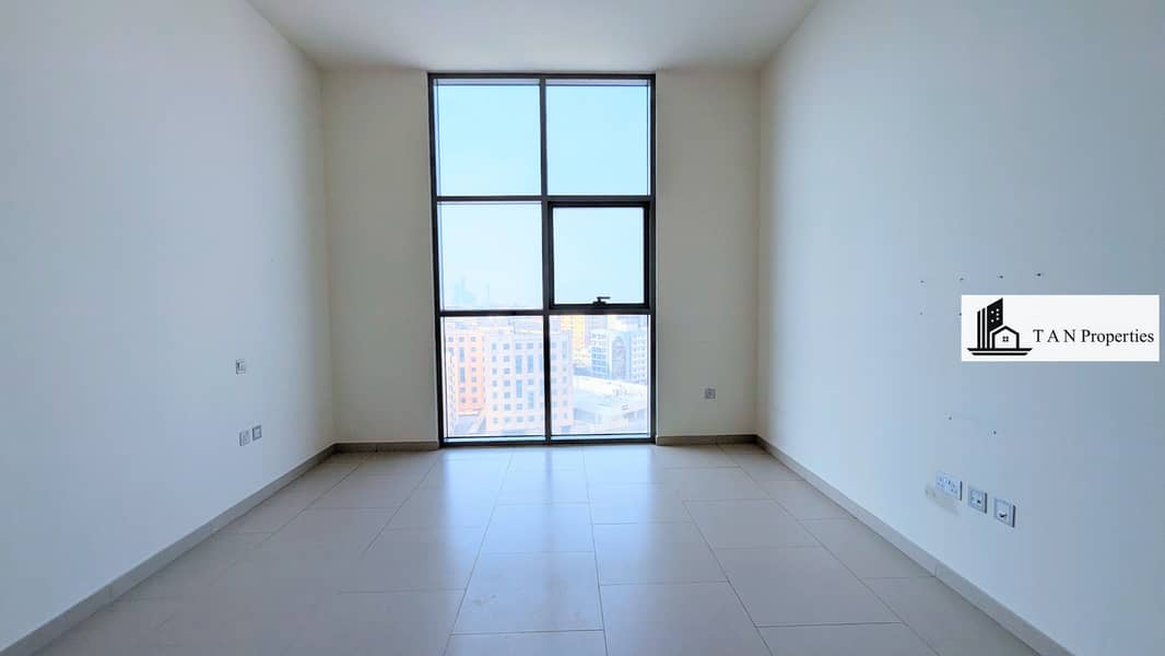 2 BHK + MAIDS |•| LUXURY BUILDING |•| CLOSE TO METRO |•| HUGE SIZE LAYOUT