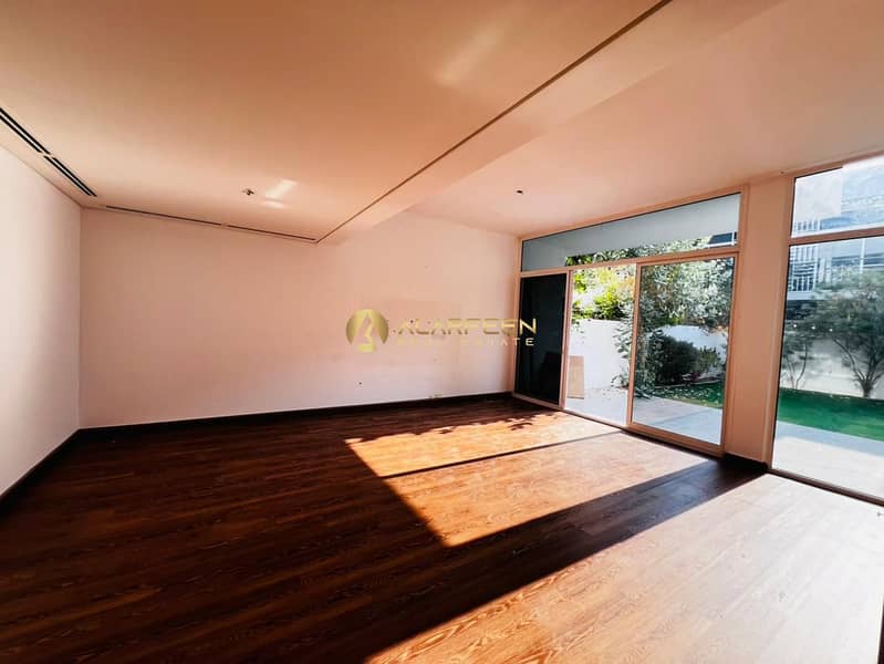 Unfurnished 3BR| Prime Location | Call Now