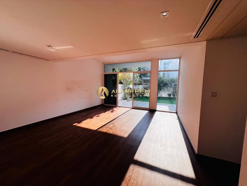 Unfurnished 3BR| Prime Location | Call Now