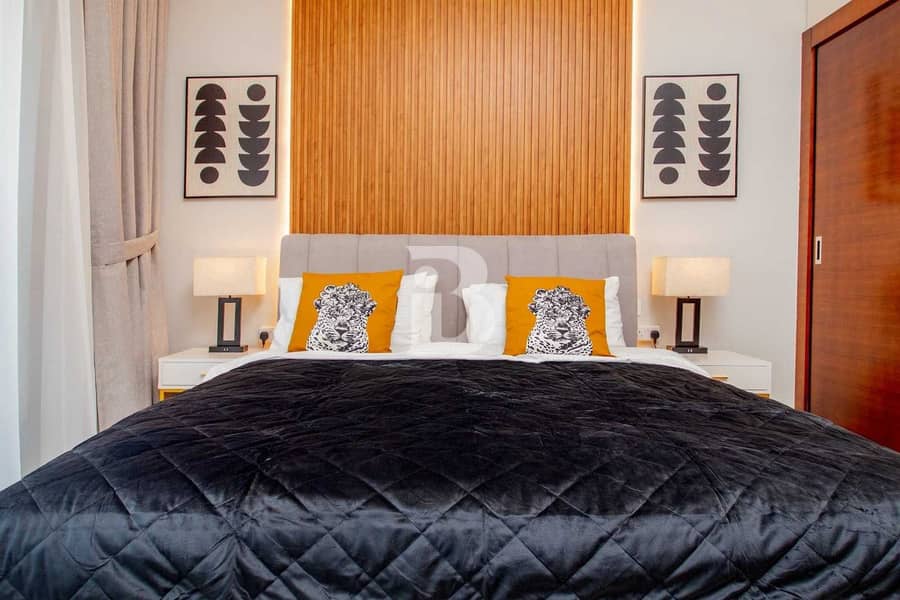 High floor | Full water view | Upgraded Unit - Image 7