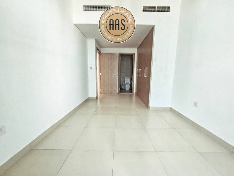 Lavish 2 Bed room and Hall in 110k in 1 to 12 cheques - Image 6