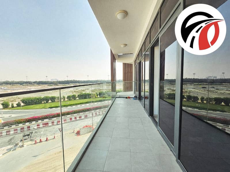 STYLISH LAYOUT// 12 CHEQUES PAYMENT// READY TO MOVE