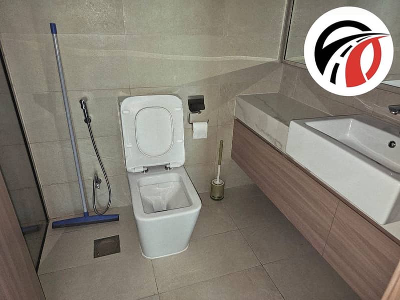 STYLISH LAYOUT// 12 CHEQUES PAYMENT// READY TO MOVE - Image 15