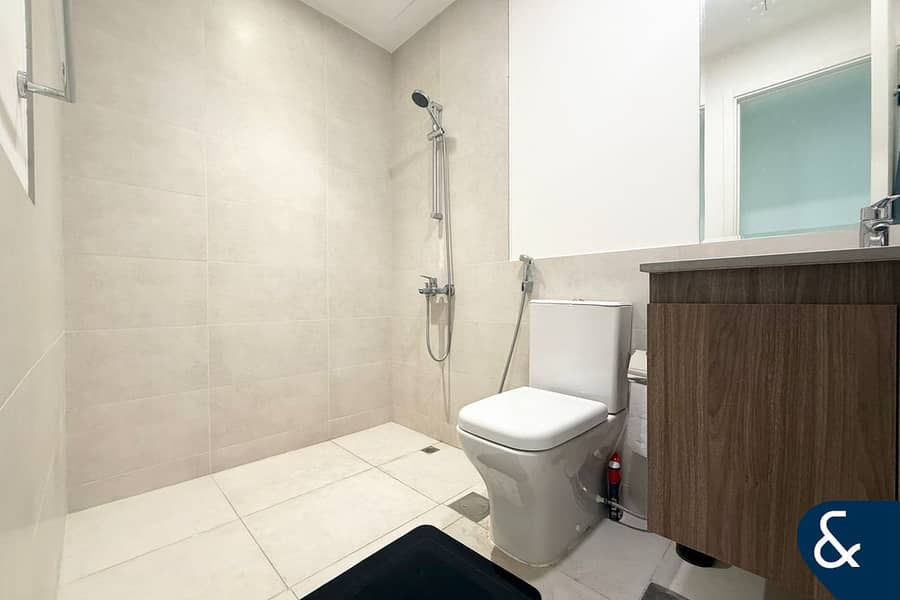 4 Bedroom Unit | Vacant | Brand New - Image 7