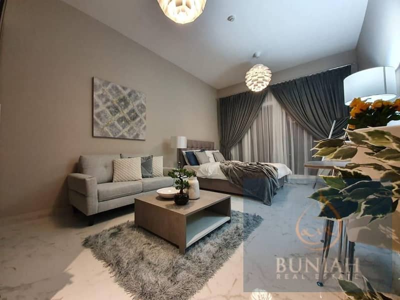 Clean & Furnished Studio | Balcony | Parking