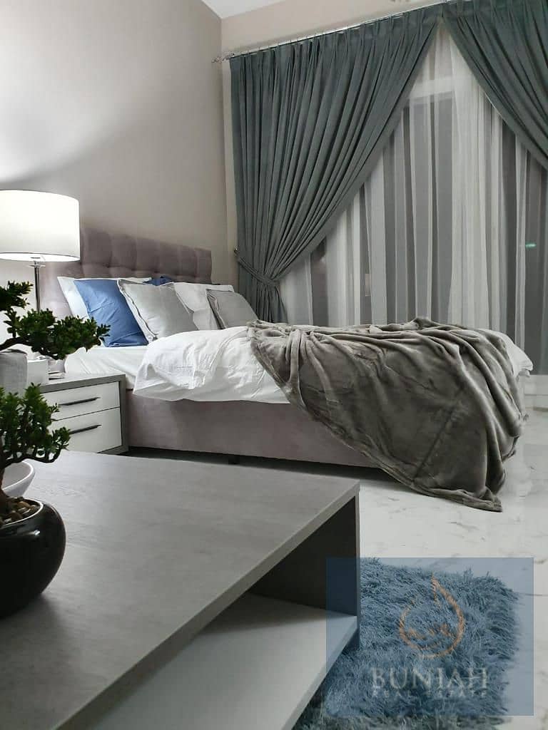 Clean & Furnished Studio | Balcony | Parking