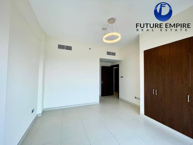 Spacious 2BHK | Prime Location | Big Balcony Book Now - Image 7