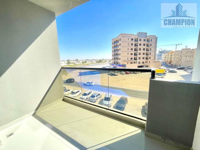 1 YEAR OLD BUILDING 1BHK : RENT 60k : GYM ; POOL : 1 PARKING