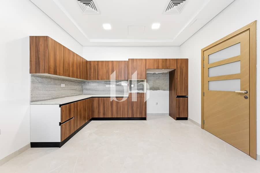 Brand New Villa | 5BR | Study and Maids Room - Image 19