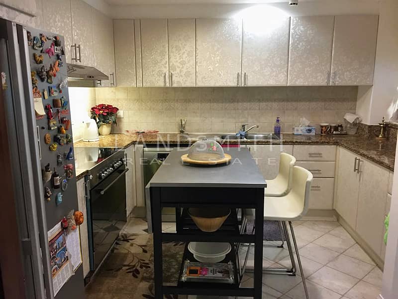 Spacious 3 Bedroom Apartment | Study | Maid Room - Image 6