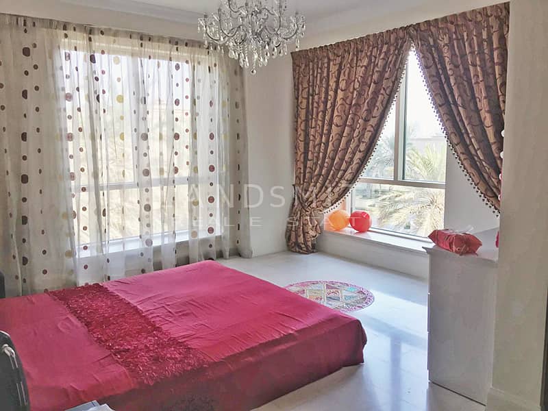 Spacious 3 Bedroom Apartment | Study | Maid Room - Image 12