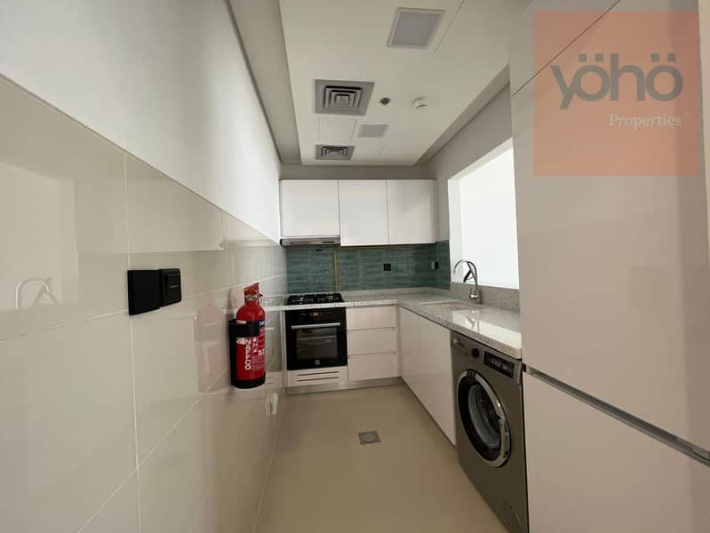 SPACIOUS LAYOUT l UPGRADED l CLOSE TO METRO - Image 6