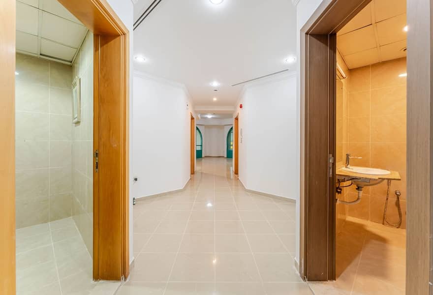 Spacious | Cheapest Price | Vacant - Image 7