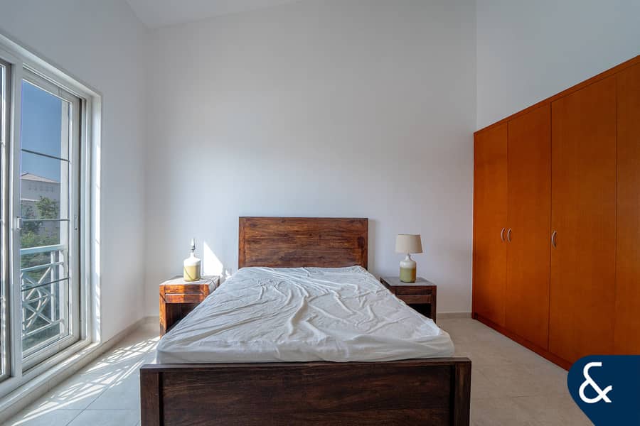 Excellent Investment | Pool View | 1 Bed - Image 11