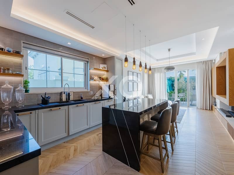 FULLY UPGRADED | EXTENDED | VIEW TODAY - Image 6