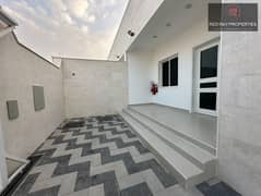 فیلا في خزام 4 غرف 70000 درهم - 13583980