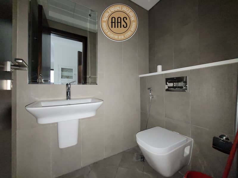 11 20250803_143425. jpg