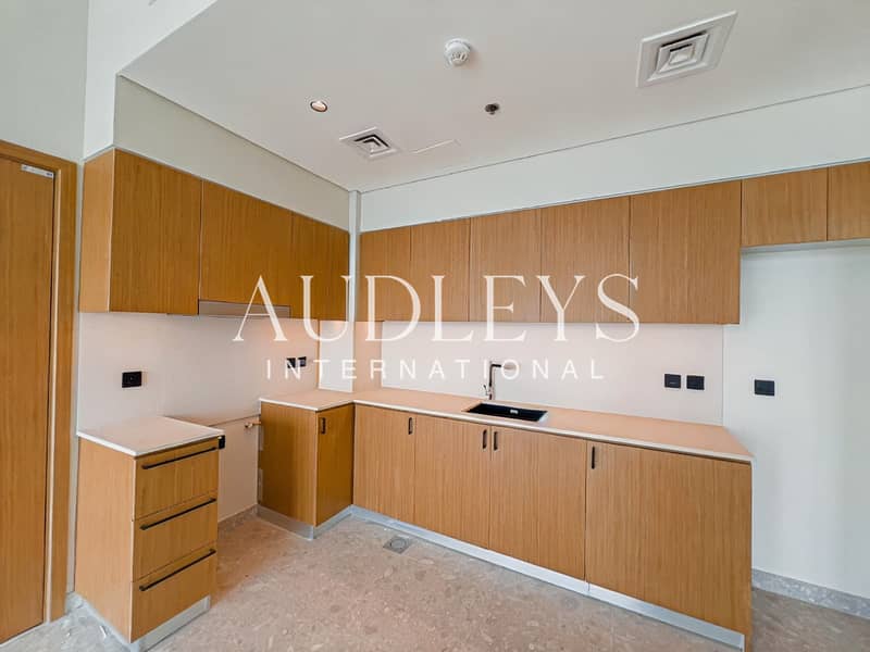 High Floor | Vacant on Transfer | Burj al Arab view