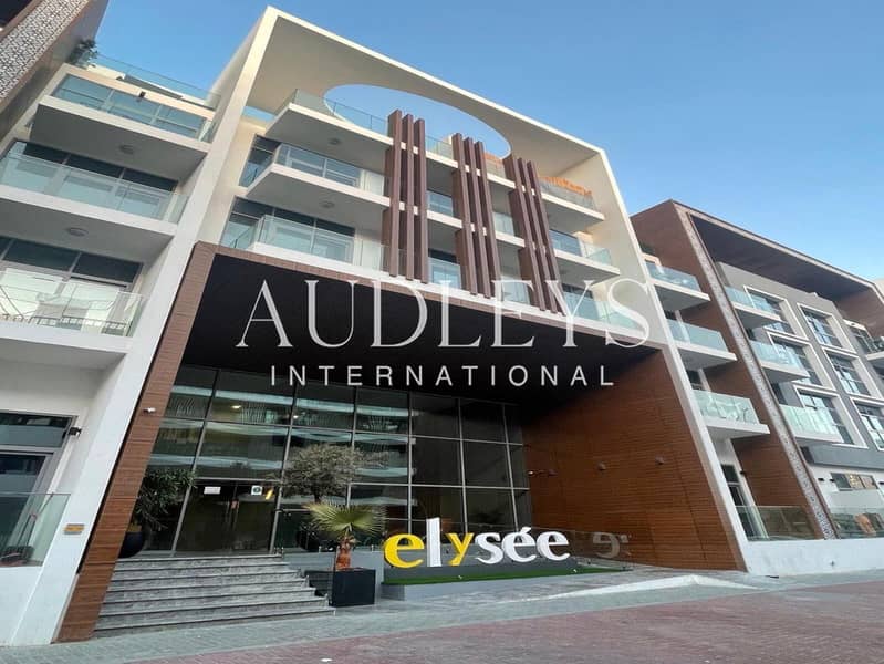 1-Bedroom Apartment | Vacant | Pool View