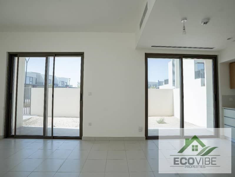 Spacious 3 Bedroom | Single Row | Near Pool | Parkside | 1,399 sq ft - Image 6